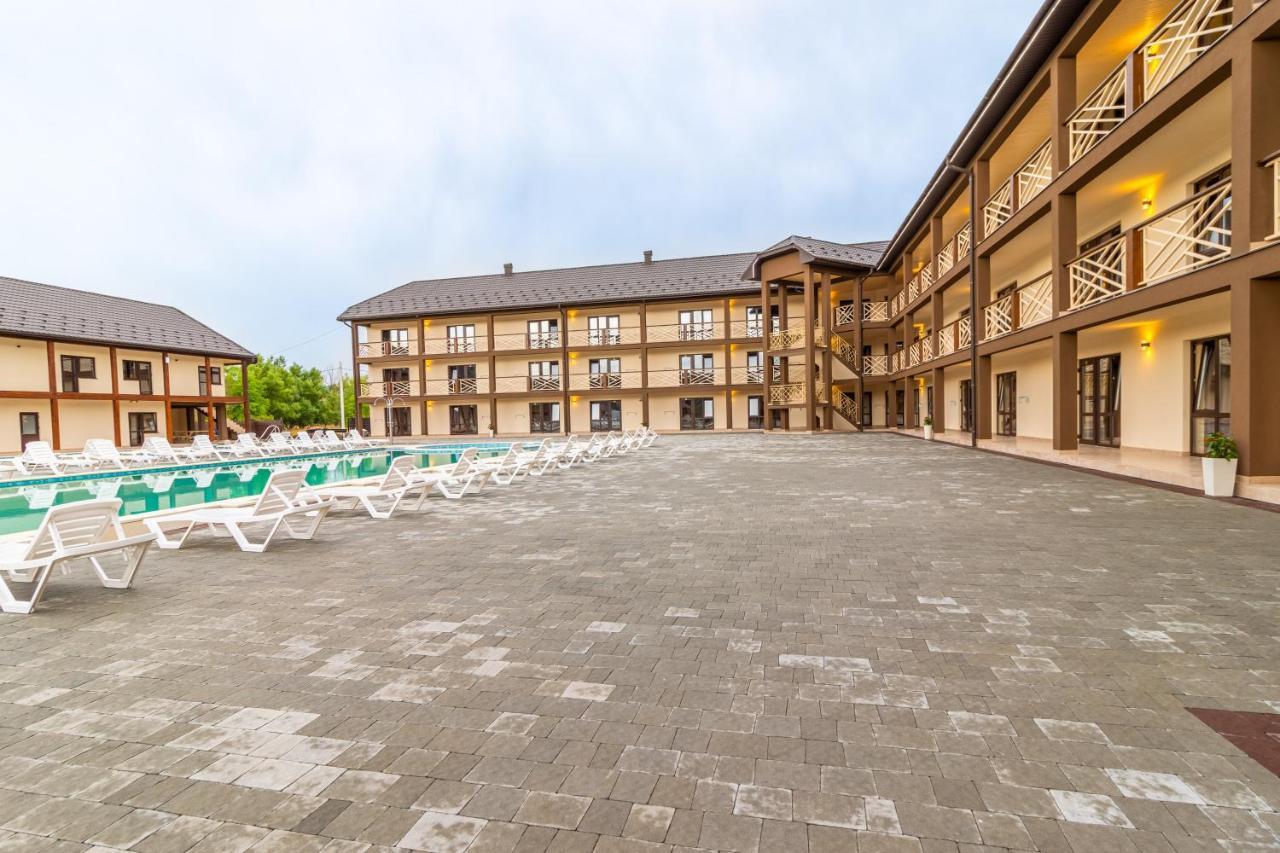 Hotel Nikoletta Solotvyno Exterior foto