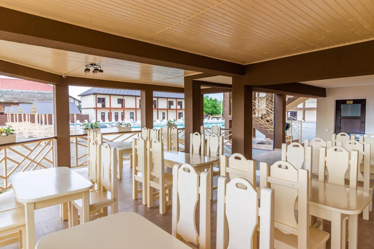 Hotel Nikoletta Solotvyno Exterior foto