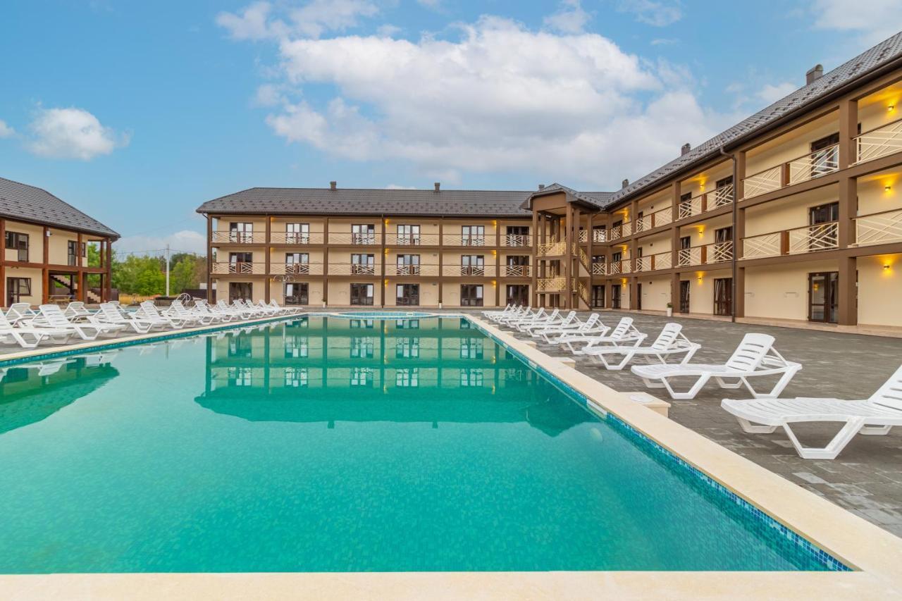 Hotel Nikoletta Solotvyno Exterior foto