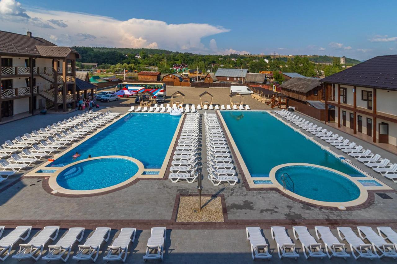 Hotel Nikoletta Solotvyno Exterior foto