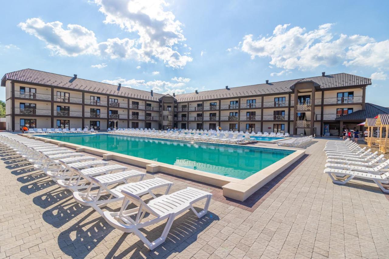 Hotel Nikoletta Solotvyno Exterior foto