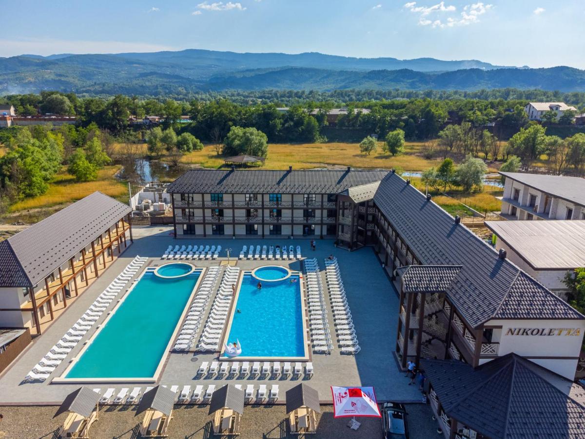 Hotel Nikoletta Solotvyno Exterior foto