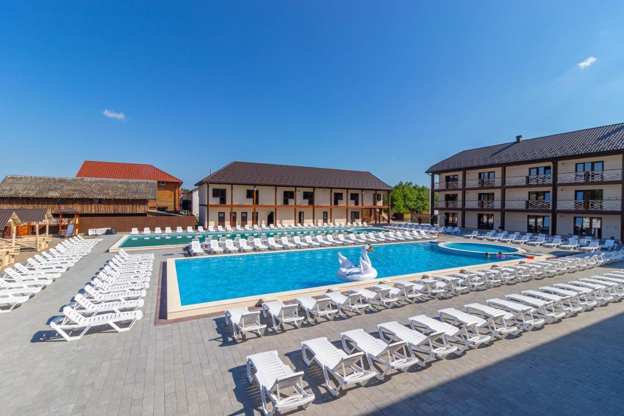 Hotel Nikoletta Solotvyno Exterior foto